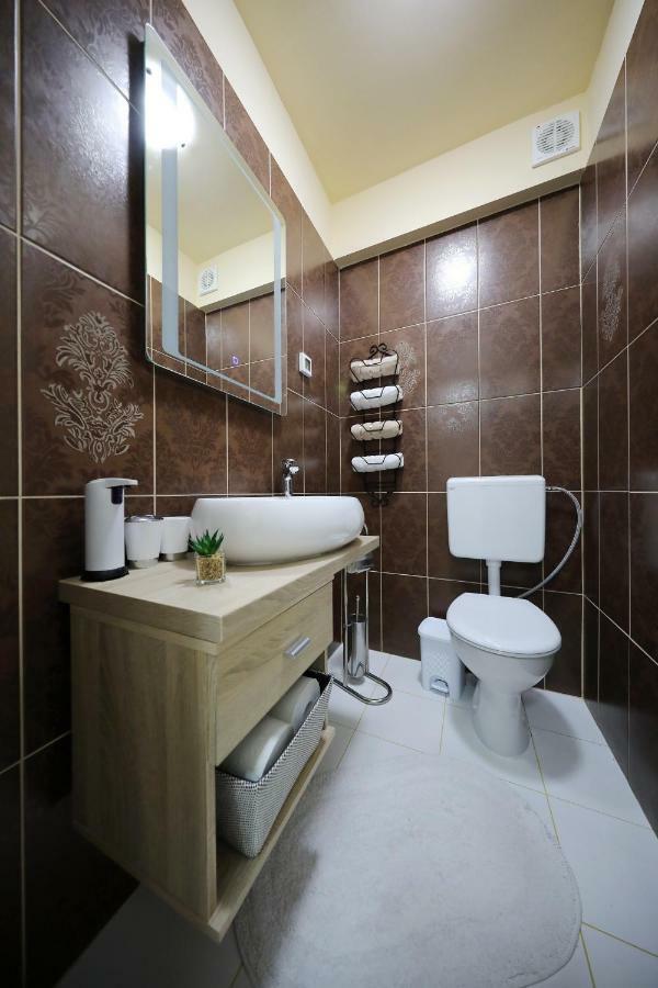 Dioniz Apartment ซาดาร์ ภายนอก รูปภาพ
